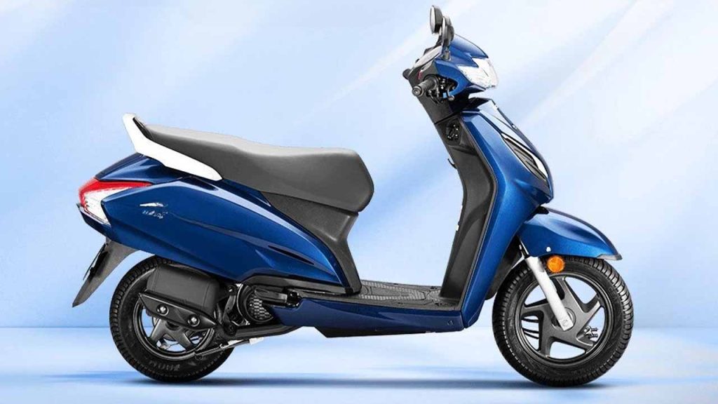 2025 Honda Activa Launch: স্মার্ট ফিচার্সের সঙ্গে বাজার কাঁপাতে হাজির নতুন Honda Activa, পাবেন ডিজিটাল স্ক্রিন, ব্লুটুথ | 2025 Honda Activa Launched