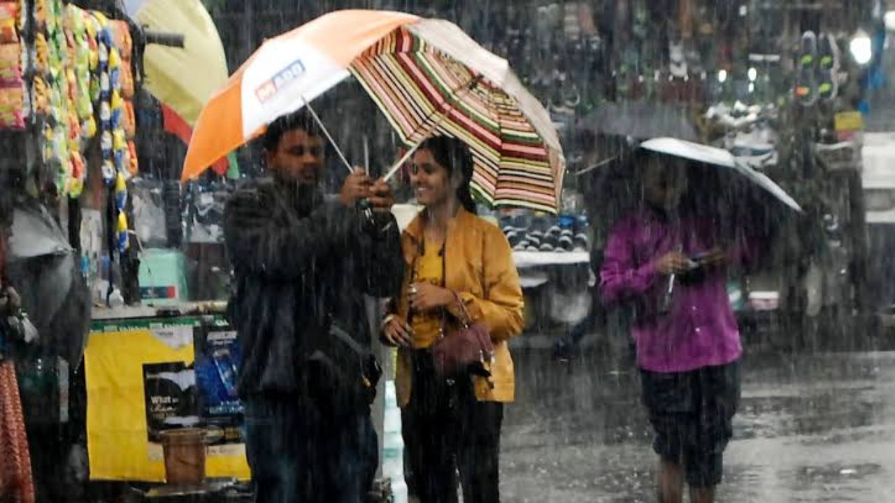 Weather Today: শীতের মধ্যেই ফের ২ জেলায় বৃষ্টির সম্ভাবনা, কেমন থাকবে বুধবারের আবহাওয়া? | South Bengal Winter and Rain Update